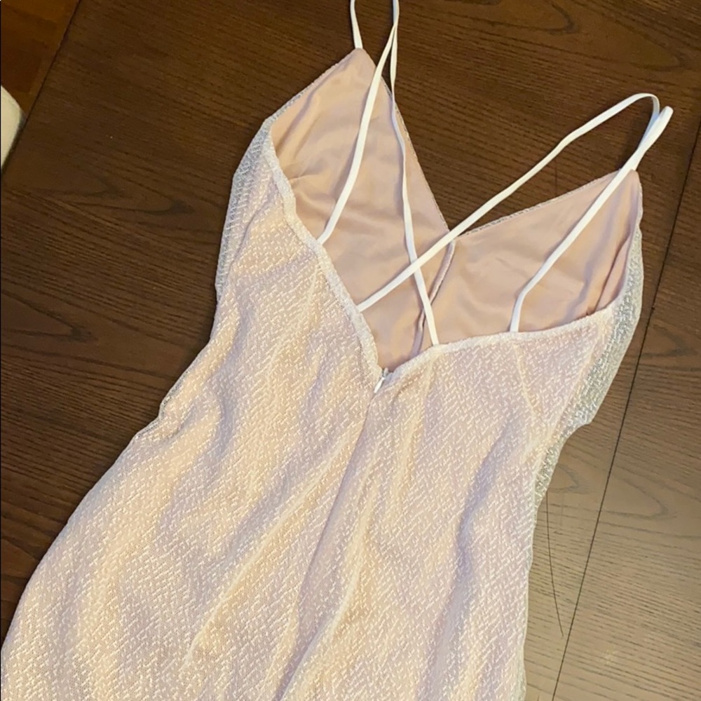 Dress - Picture 4 of 4